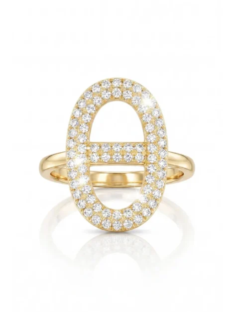 Bague dorée motif ovale scintillant serti de zircons avec barre centrale