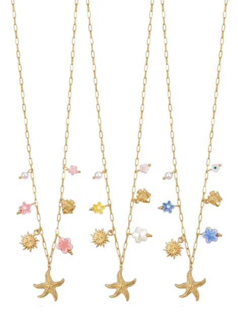 Colliers dorés avec charms fleurs, perles colorées et étoile de mer – rose, bleu et blanc